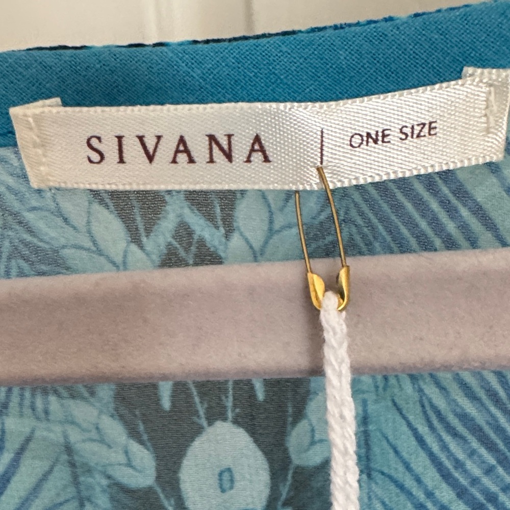 Sivana Elegant Tunic - Picture 2 of 6